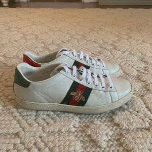 Gucci Women's Ace sneaker with bee